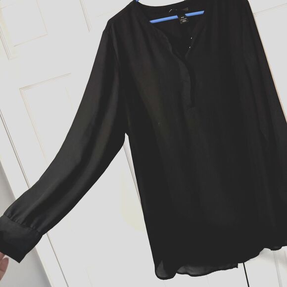 Lane‎ Bryant 18/20 women 1/4 Button Long Sleeve Open V Back Blouse - Picture 2 of 9